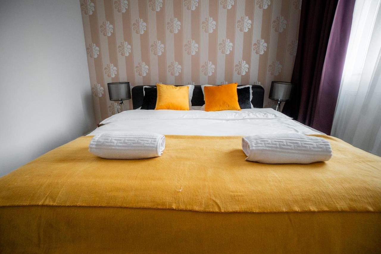 Xo Panoramic Apartment L Jacuzzi L Oradea Extérieur photo