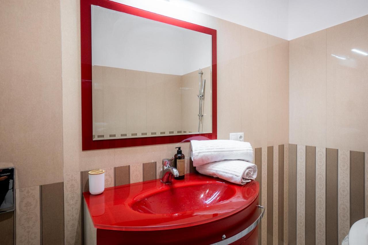 Xo Panoramic Apartment L Jacuzzi L Oradea Extérieur photo